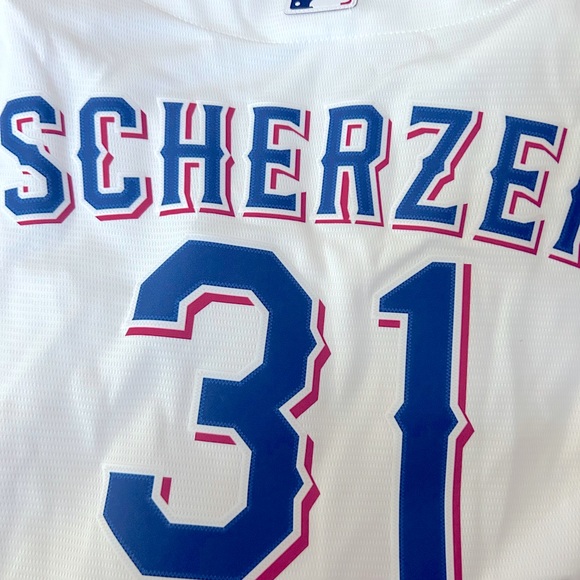 Women’s Texas Rangers Jersey - Picture 2 of 5